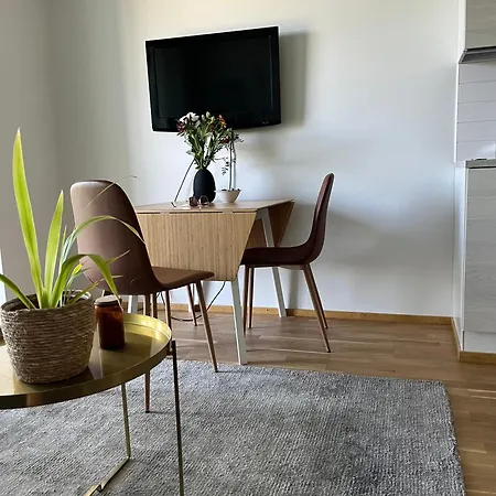 Helsinki Bright /w Big Balcony Close To Aalto And Metro *