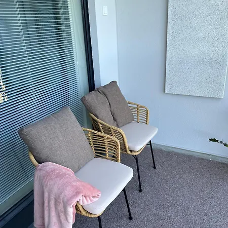 Helsinki Bright /w Big Balcony Close To Aalto And Metro *